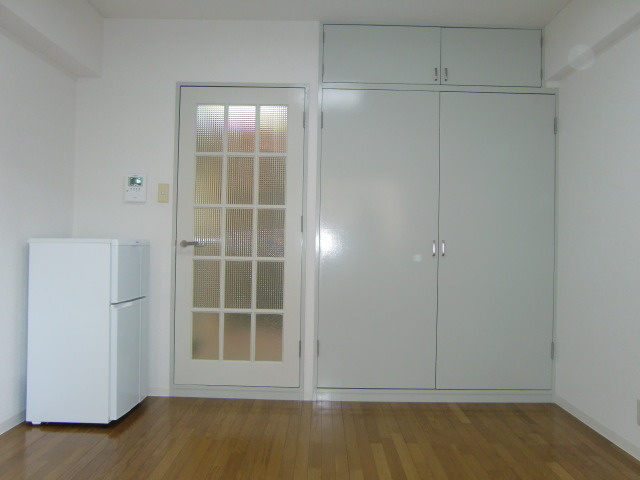 理光マンションの居間・リビング