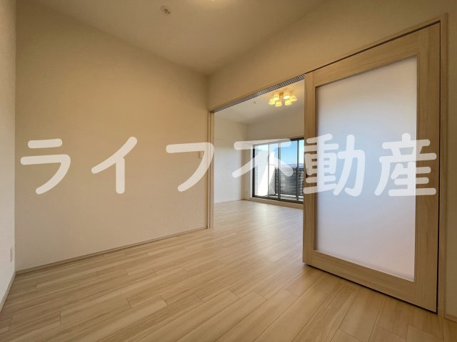 プレジオ荒本新町の居間・リビング