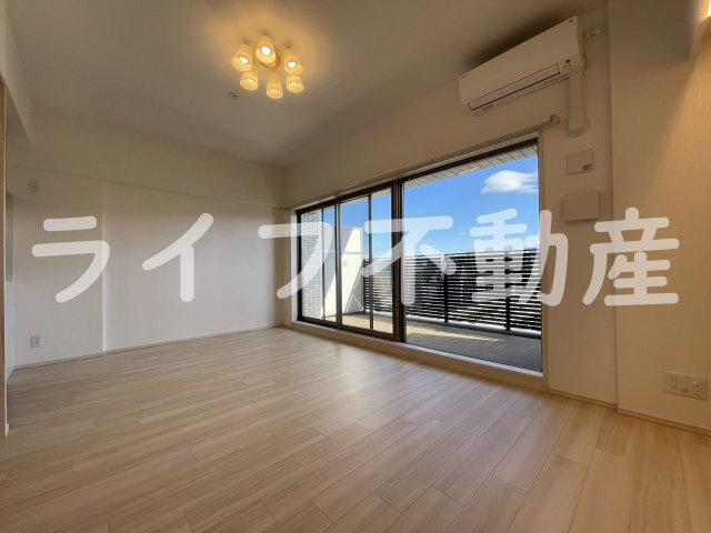 プレジオ荒本新町の居間・リビング