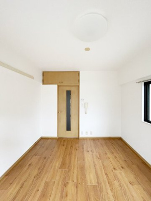 【居間・リビング】 | エトス平尾 | 別号室の写真になります。現況優先。