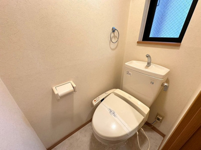 【トイレ】 | プラムハウス美野島 | 別号室の写真になります。現況優先。