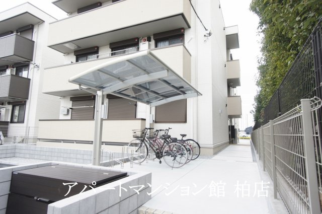 Noble FerroA棟のエントランス