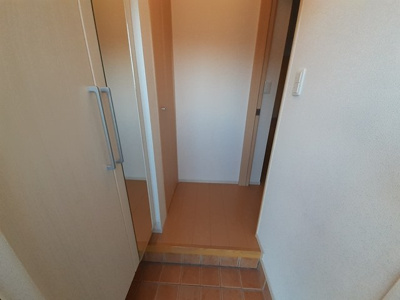 【玄関】 | アンジュコリーヌ