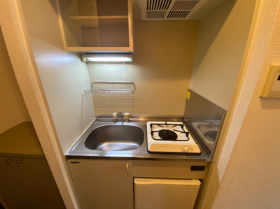 【キッチン】 | フォルム博多 | 別号室の写真になります。現況優先。