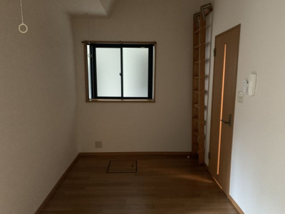 【居間・リビング】 | プレスト九大病院前A棟 | 別号室の写真になります。現況優先。