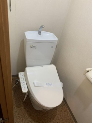 【トイレ】 | プレスト九大病院前A棟 | 別号室の写真になります。現況優先。