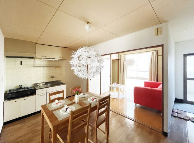 小西ビルの内装