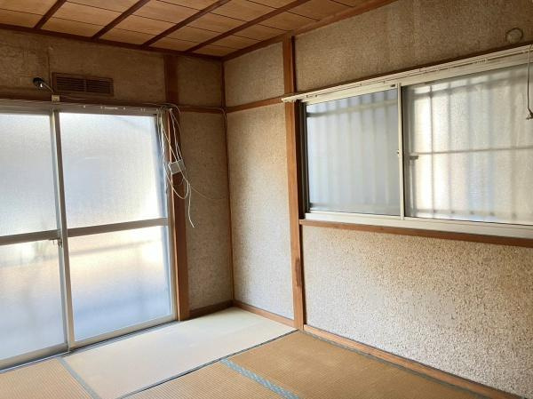 昭栄町　中古一戸建ての寝室|■物件内覧・資金計画相談・住宅ローン相談、リフォーム相談、お問合せ受付中■
※当日・翌日のご内覧、ご相談はお電話でのお問合せがスムーズです！