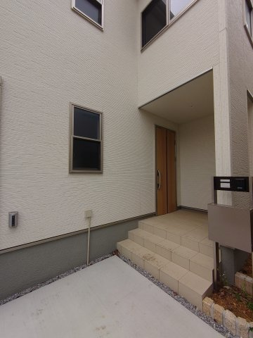 Kolet岩槻城町＃02のエントランス