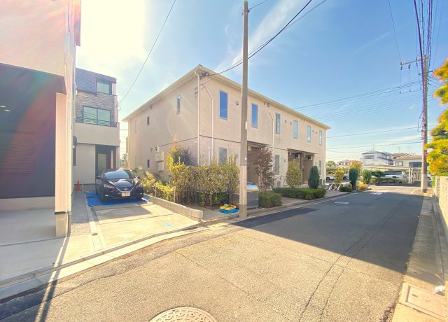 江戸川区上篠崎２丁目　新築戸建ての外観