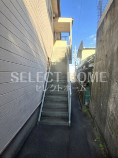 【エントランス】 | 落ち着いたエントランスです