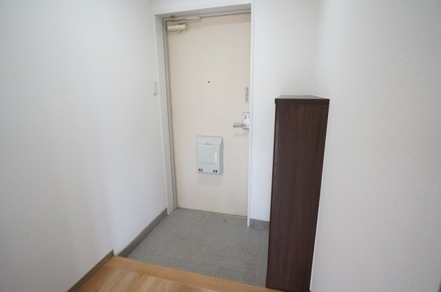 【玄関】 | トラパレス