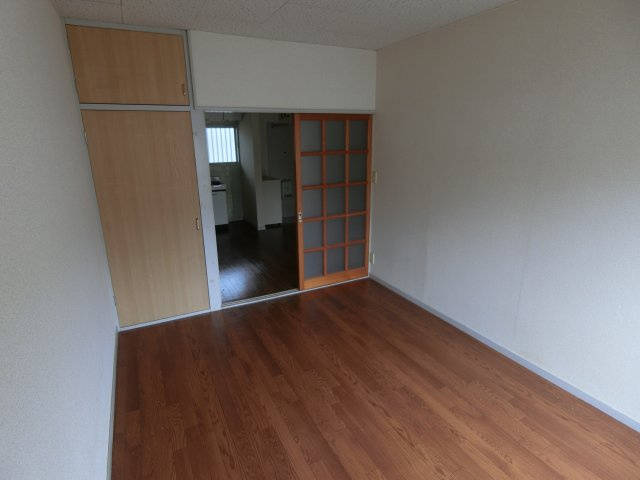 モリハイツの洋室