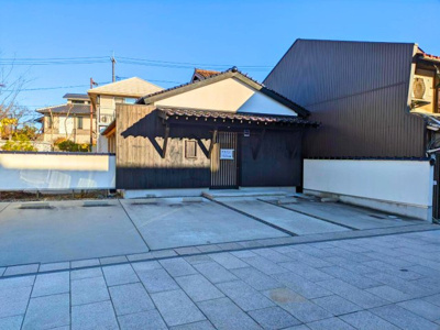 【外観】 | 三次町テナント | 全面駐車場4台あり