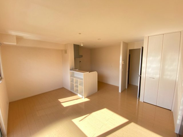 【居間・リビング】 | フローレス　サクラ