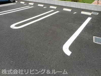 【駐車場】 | ラフレシールメゾンＡ