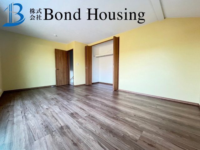 LDK21帖以上アリ　眺望良好　西朝霧丘全6区画　E号地の洋室