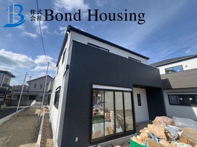 「近隣商業施設充実」二見町西二見2期　2号棟の外観