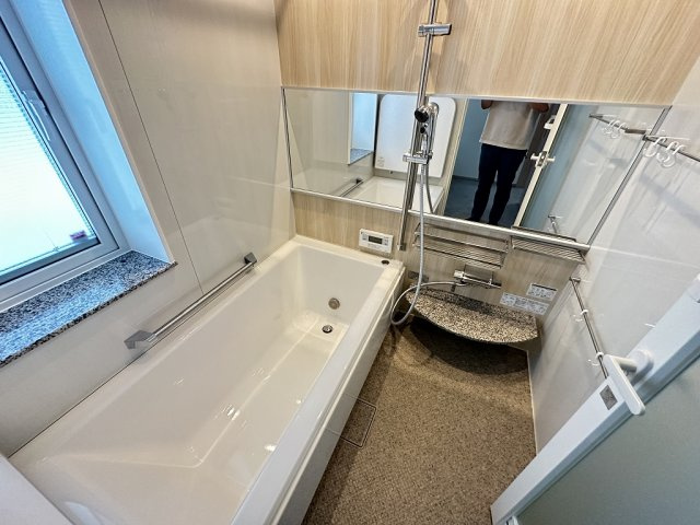 「築浅物件」「駅チカ」二見町西二見駅前　築1年