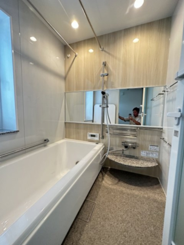 「築浅物件」「駅チカ」二見町西二見駅前　築1年