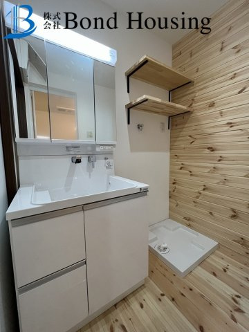 JR朝霧駅徒歩12分の好立地　自然素材住宅　朝霧東町限定1棟