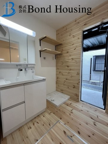 JR朝霧駅徒歩12分の好立地　自然素材住宅　朝霧東町限定1棟