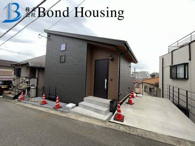 JR朝霧駅徒歩12分の好立地　自然素材住宅　朝霧東町限定1棟