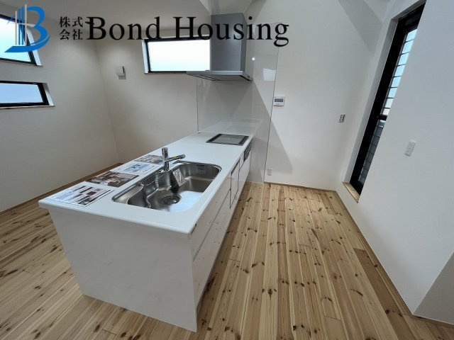 JR朝霧駅徒歩12分の好立地　自然素材住宅　朝霧東町限定1棟