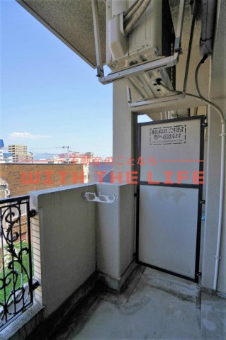 トーカンキャステール通町【キャッシュバック対象物件】のバルコニー