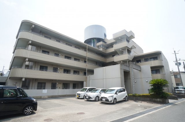 ベルコート鴻池の駐車場|参考、同建物・同間取りの号室