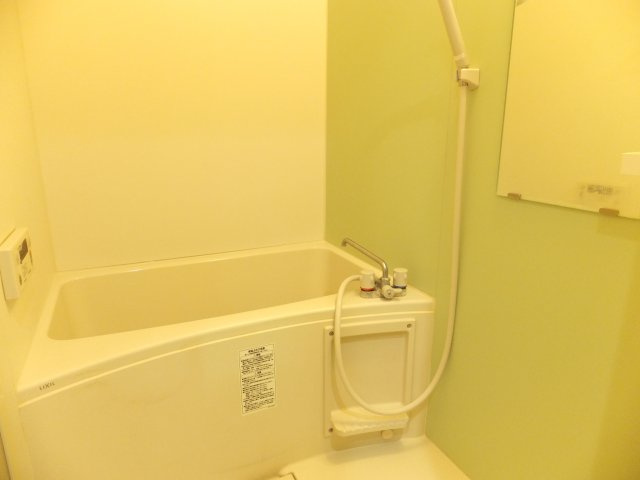 ダイレクト・メゾン原木中山の浴室