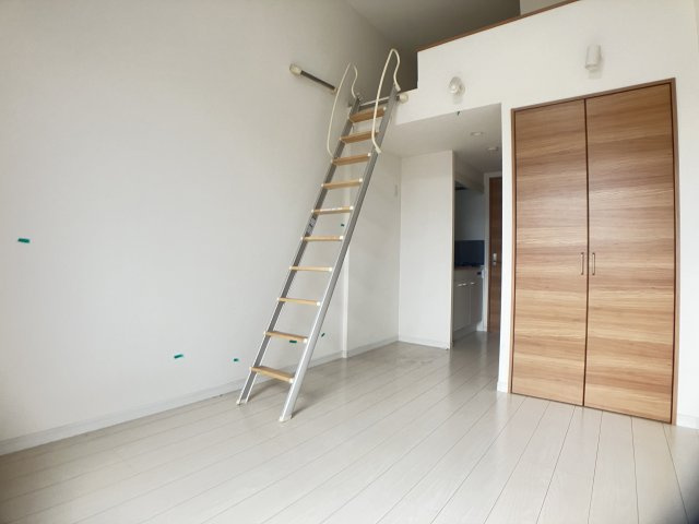 ダイレクト・メゾン原木中山のその他