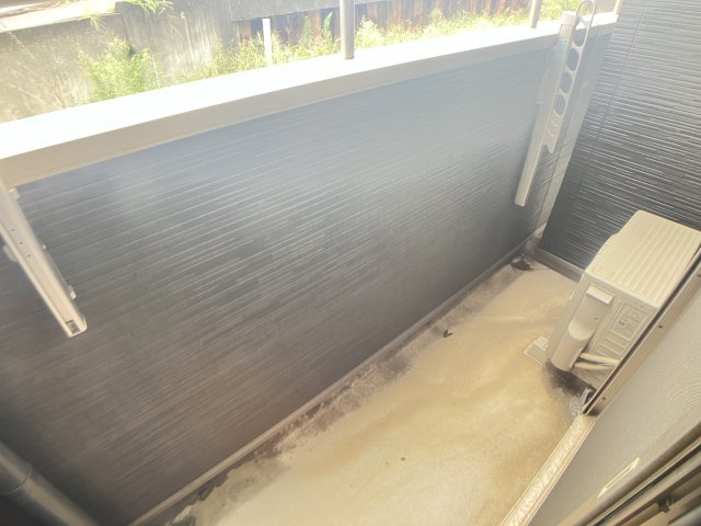 ダイレクト・メゾン原木中山のバルコニー