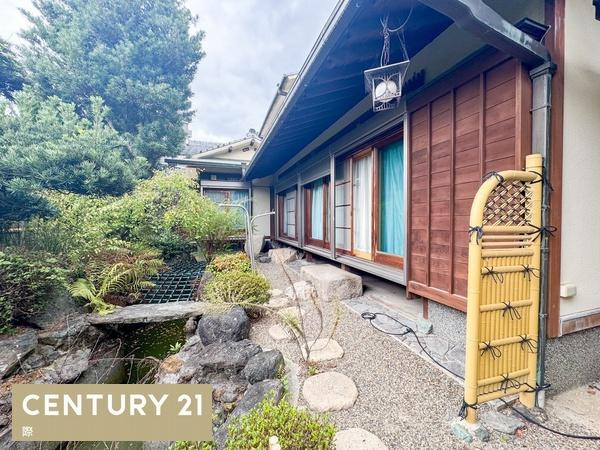 和歌山市吹上3丁目中古戸建の庭