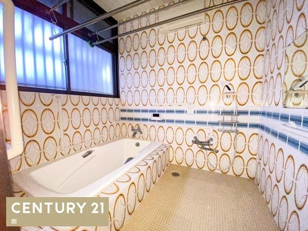 和歌山市吹上3丁目中古戸建の浴室