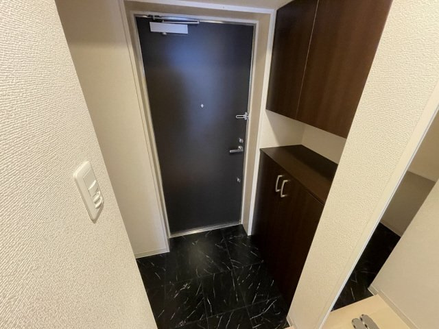エルセレーノ石屋川の玄関