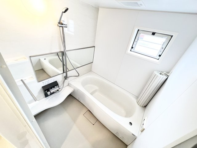 エミネンスAの浴室|コンパクトで使いやすいお風呂です
