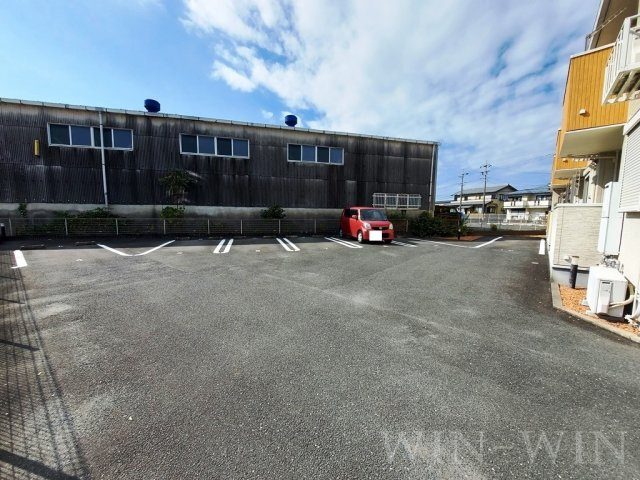 グランツ・エルの駐車場