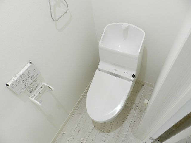 シャンブレット中島Ⅲのトイレ