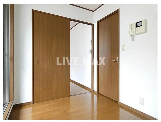 【居間・リビング】アンプルールフェールスリーズ