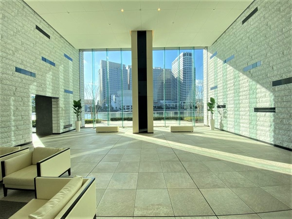 【エントランス】