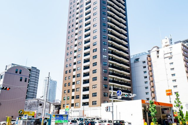 【周辺】 | 【周辺】マンションの近くにはガソリンスタンドがあり遠出をする際などに便利です☆