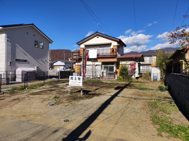 甲府市緑が丘建築条件なし売地の画像