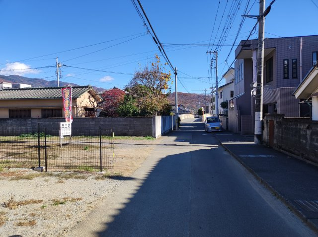 【前面道路含む現地写真】の画像