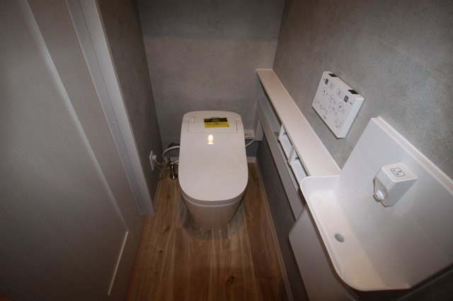 介良　新築戸建　西棟のトイレ|1Ｆ