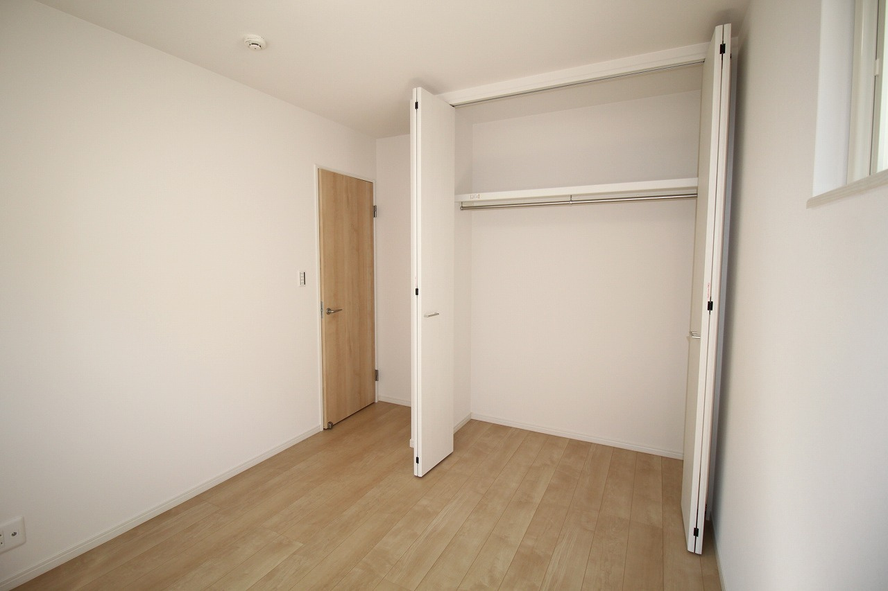 介良　新築戸建　西棟の収納|2Ｆ　南東の部屋　5.3帖