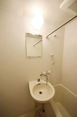 【洗面所】 | メインシティガーデンスワ