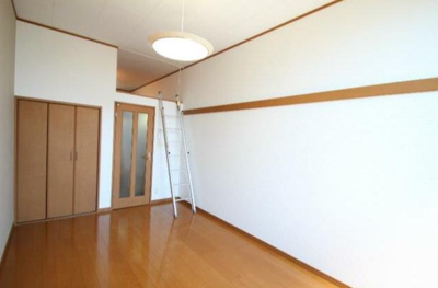 【居間・リビング】 | メインシティガーデンスワ