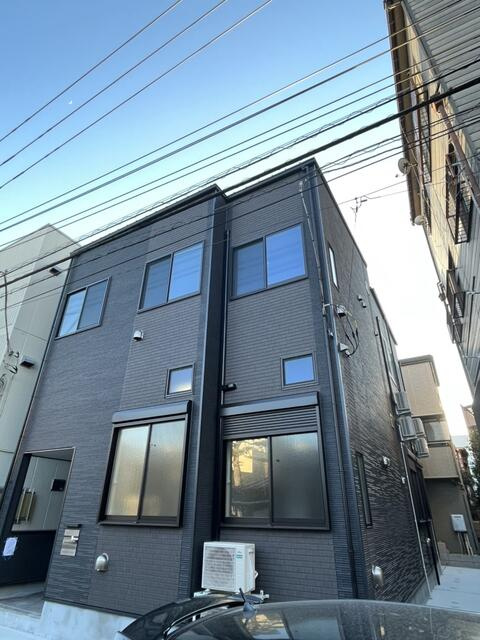 メゾンアンソレイエ