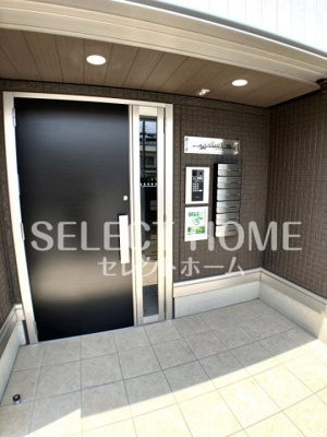 【エントランス】 | カナールＥ | 清潔なエントランスです